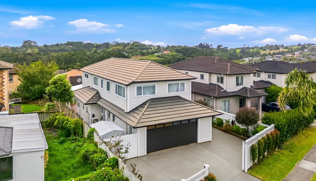 220 Hill Road, The Gardens, Manukau City, Auckland
