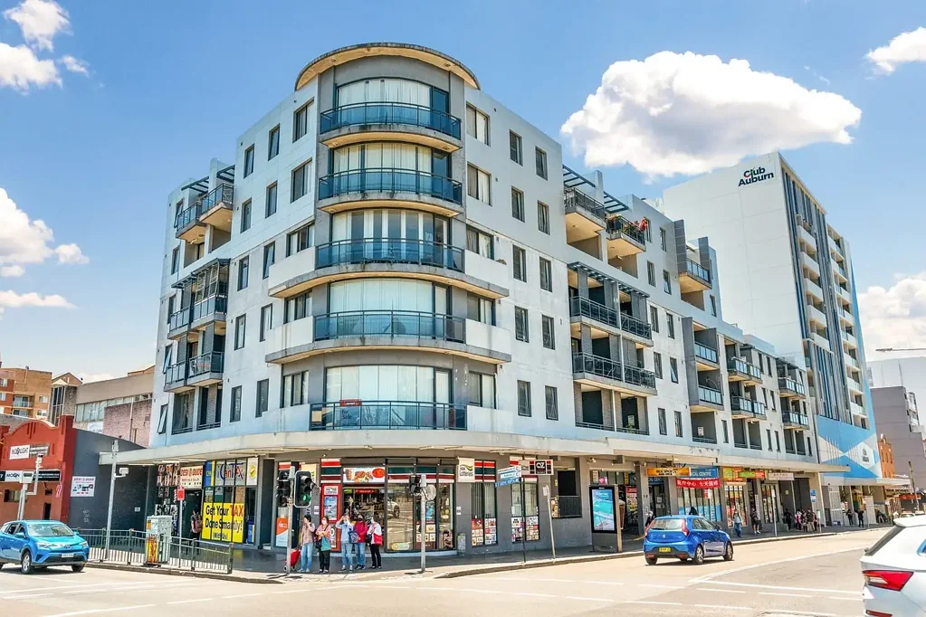 Modern 2-Bedroom Apartment in the Heart of Auburn