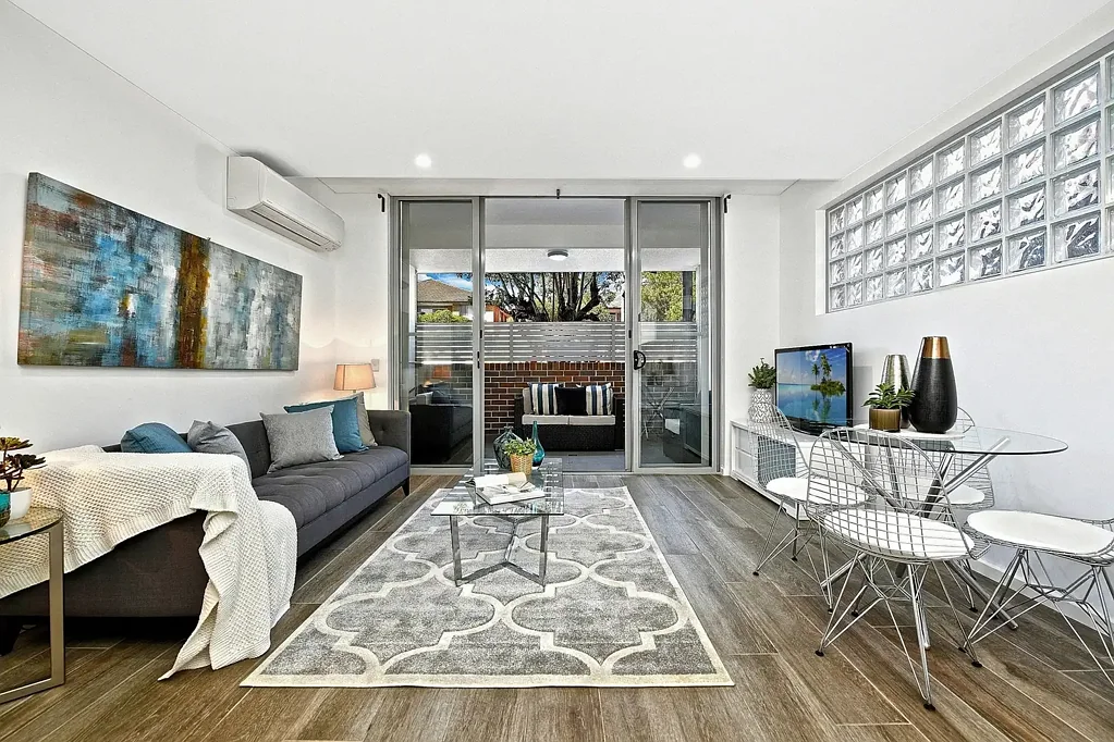 2/21 Beresford Road, Strathfield, NSW 2135