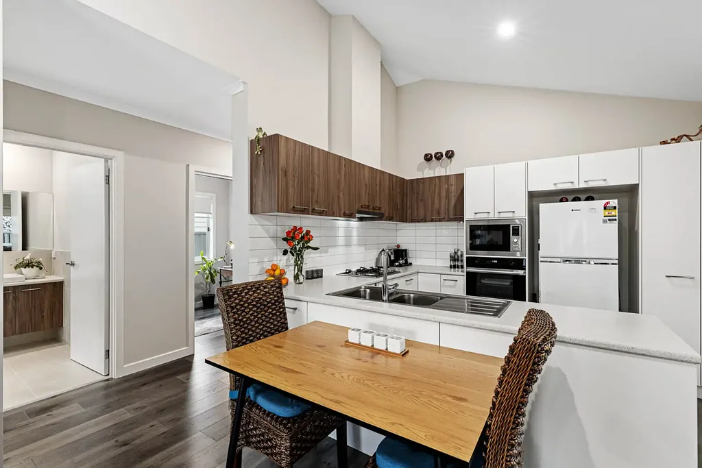 Lucas 2房  Enjoy A Vibrant Lifestyle In An Exclusive Over-50’s Gated Community