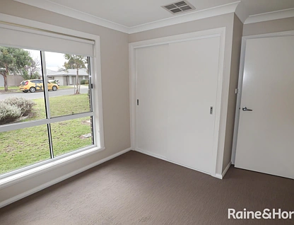 1/76 Messenger Ave, Boorooma, Riverina, 3房, 1浴, Unspecified