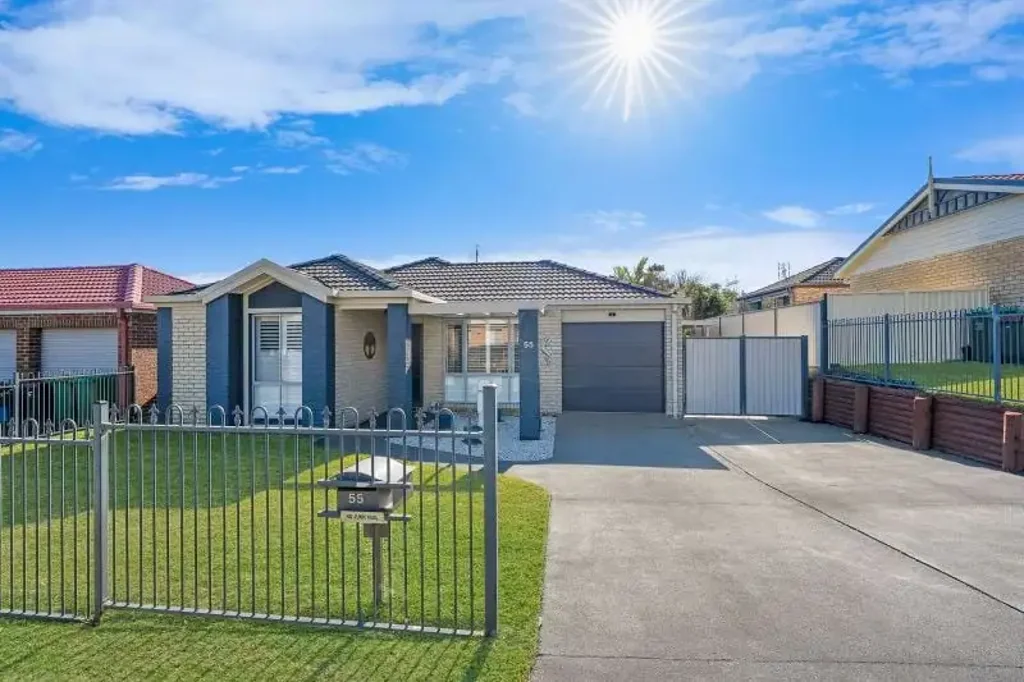 55 Blueridge Drive, Blue Haven, NSW 2262