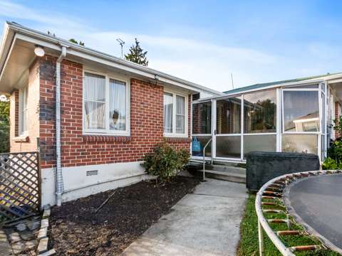Parkside 3房  A Rare Opportunity