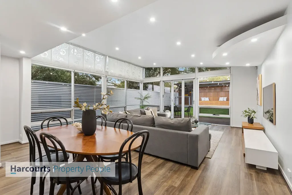 Dernancourt 3બેડરૂમ Elevated Living with Panoramic Views and Double Garage