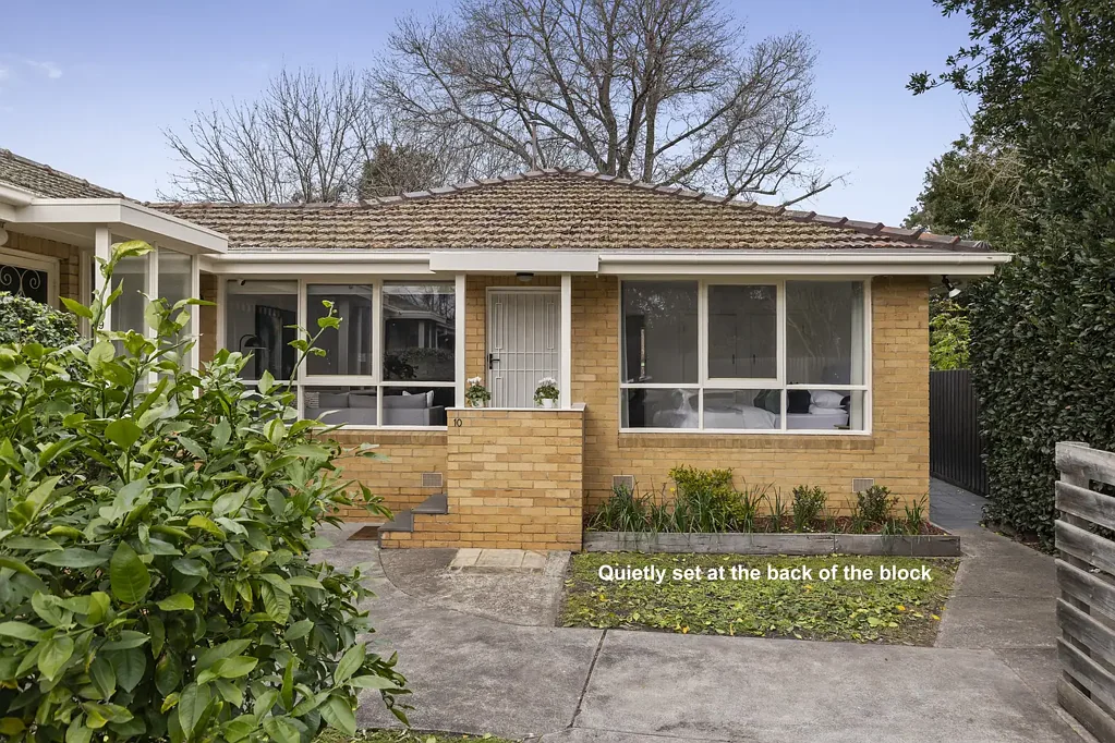 Malvern 2 Slaapkamer Malvern Charm - A Beautifully Renovated Parkside Retreat