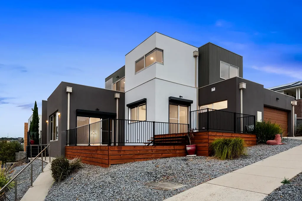 158 Grantham Drive, Highton, VIC 3216