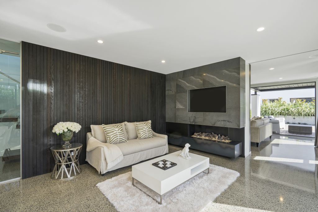 14 Jacksons Road, Merivale, Christchurch, 4 phòng ngủ, 0 phòng tắm