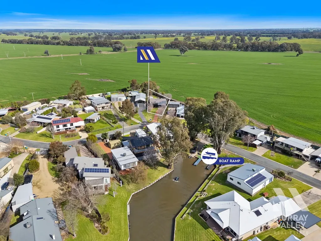 Bundalong 3房  Waterfront Lifestyle Without the Waterfront Price