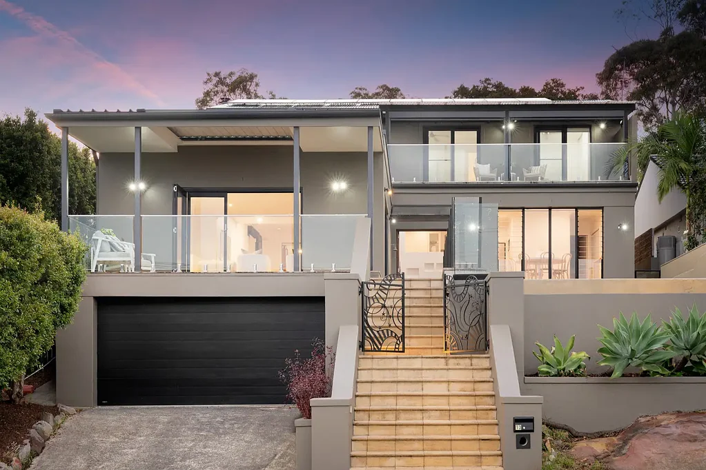 13 Southern Cross Way, Allambie Heights, NSW 2100