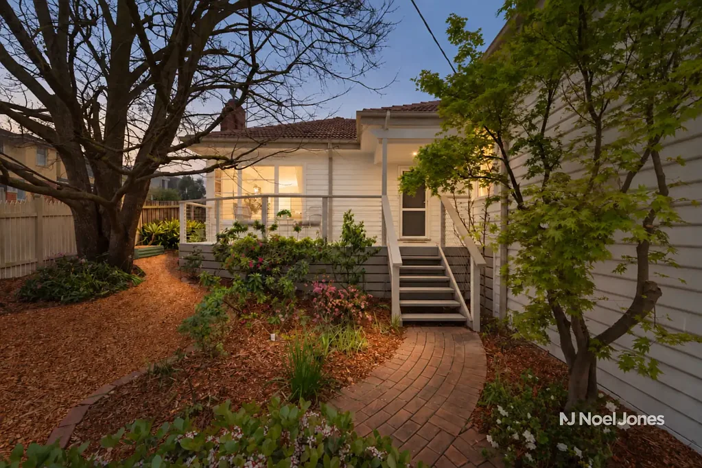 Burwood 2Habitaciones Charm And Convenience In Abundance