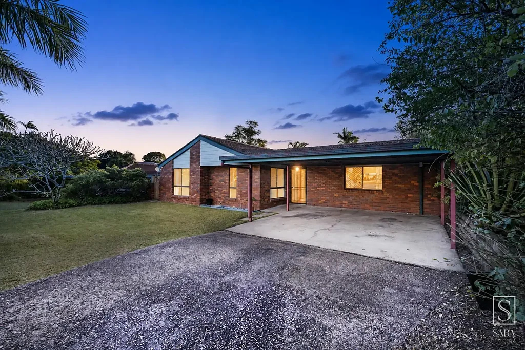 Riverhills 4 Bedroom Spacious Family Living with Exceptional Convenience