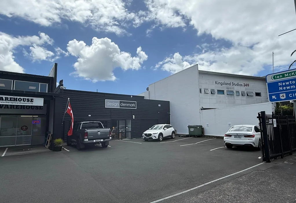 Kingsland Ground Floor Showroom / Office
