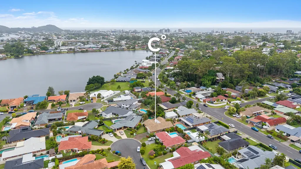 4 Damson Place, Elanora, QLD 4221
