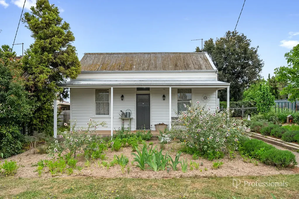 121 Loch Street, Maryborough, VIC 3465