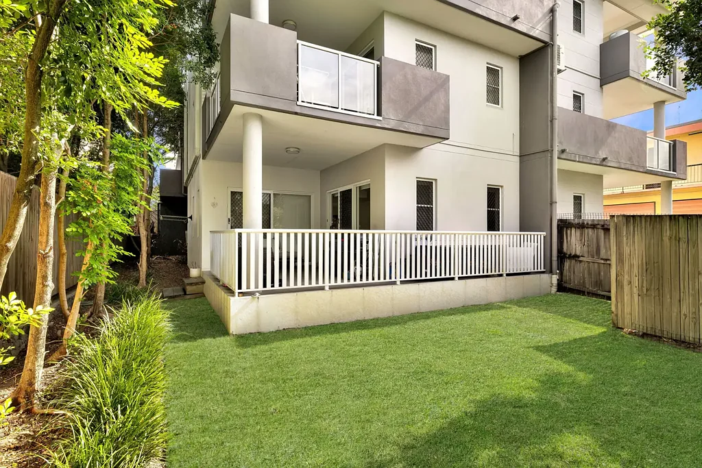 2/12 Noble Street, Clayfield, QLD 4011