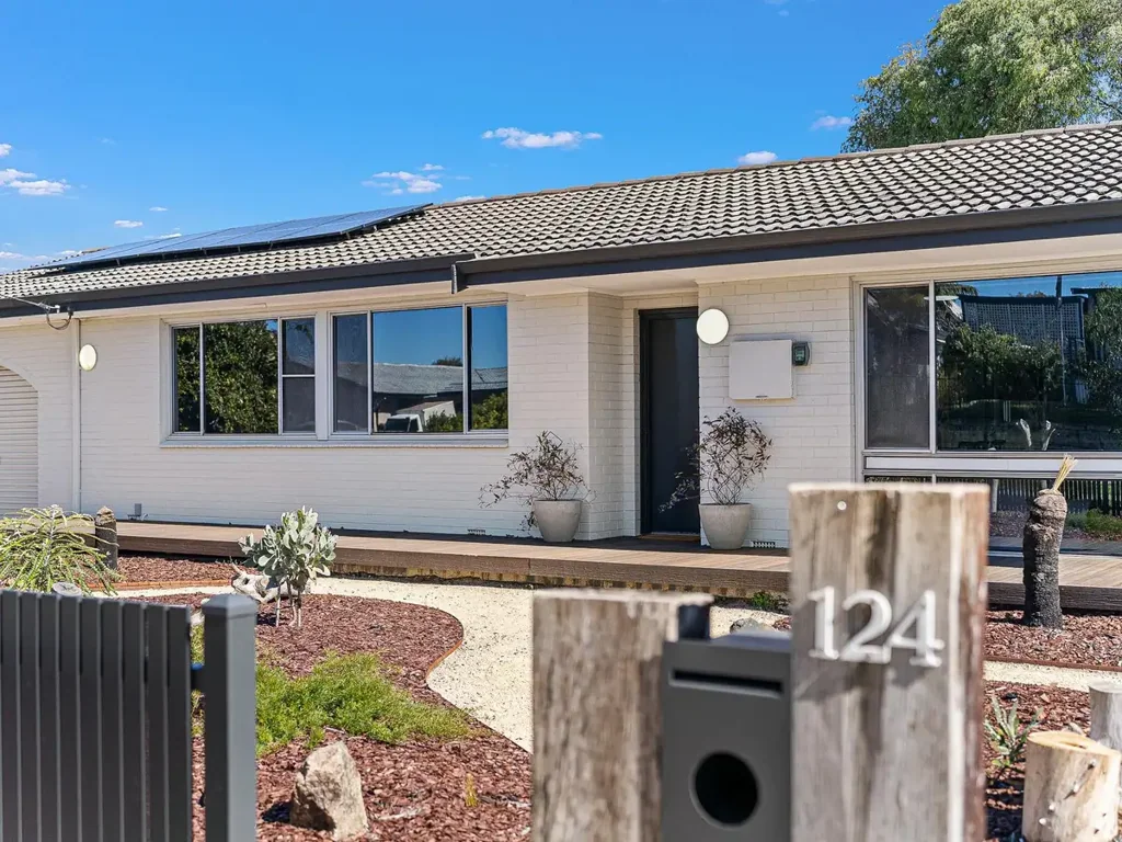 124 Fendam Street, Warnbro, WA 6169