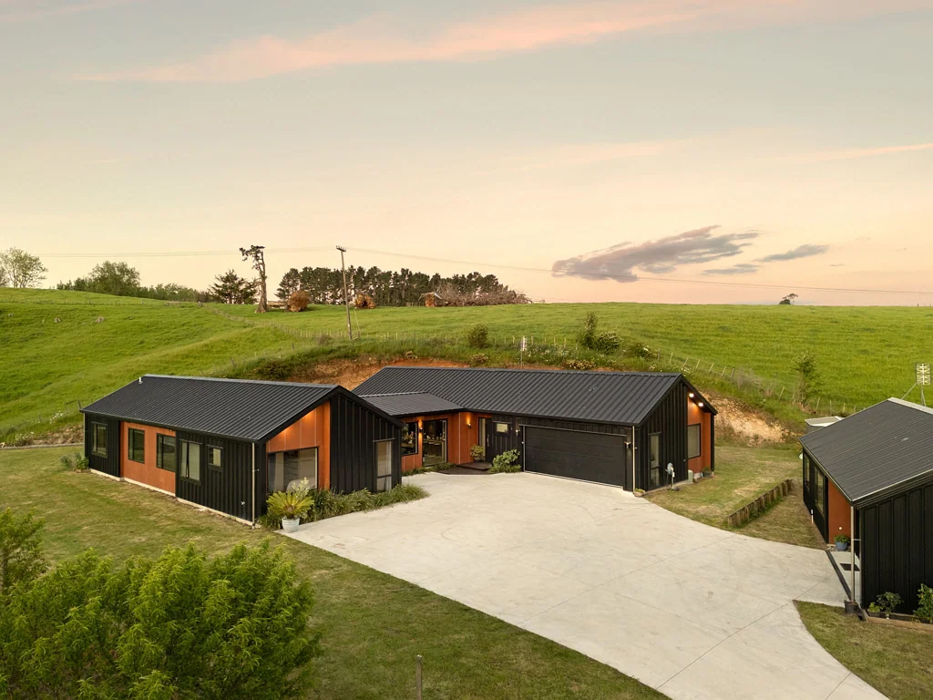 Temple View Premium Home & Income, with a Rural View!