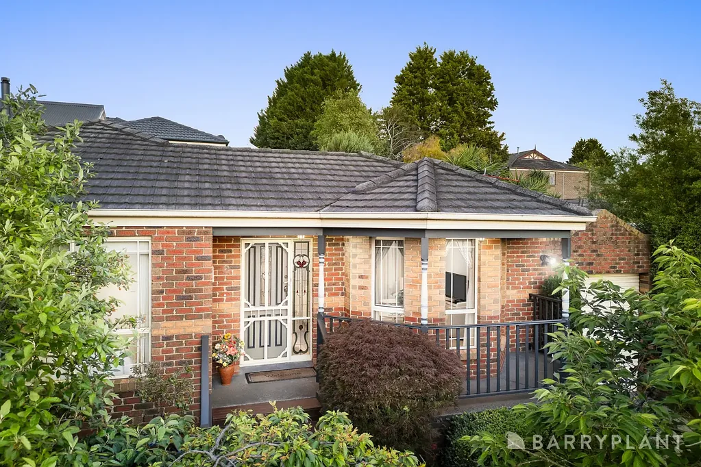 2 Commerford Place, Chirnside Park, VIC 3116