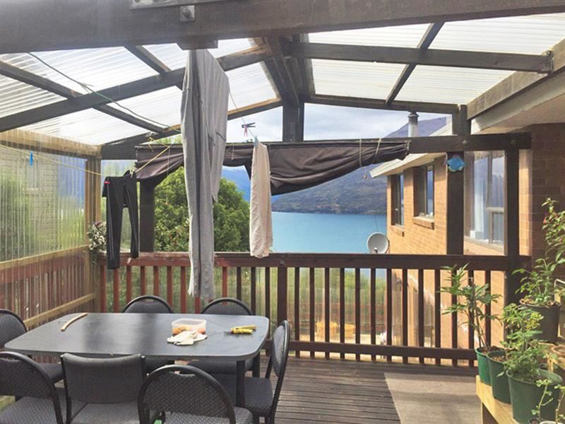 73b Wynyard Crescent, Fernhill/Sunshine Bay, Queenstown Lakes, 1 غرف, 2 حمامات