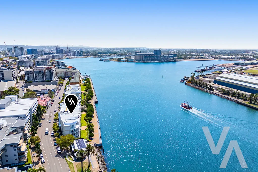1/304 Wharf Road, Newcastle, NSW 2300