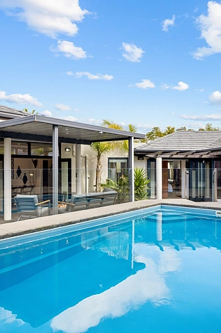 5 Caversham Drive, Torbay, North Shore City