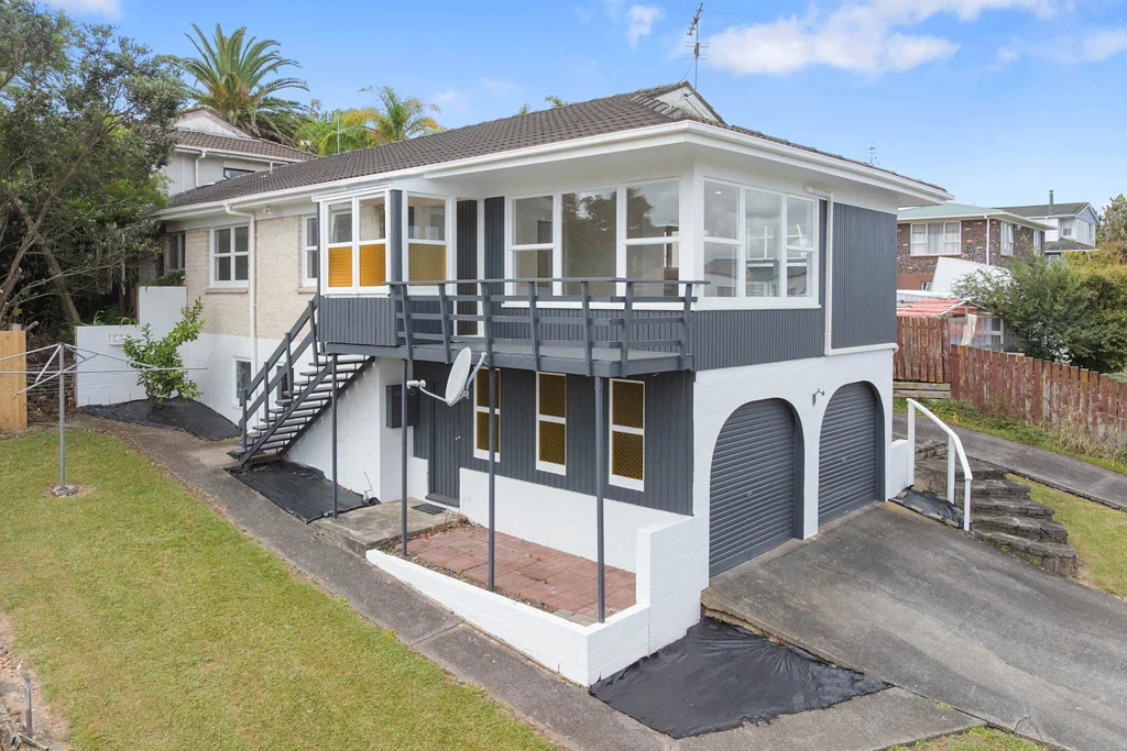 Pakuranga Heights 3房 首次置业者/投资者首选！精美翻新住宅，实用布局，舒适便利！ Calling First-Home Buyers & Investors
