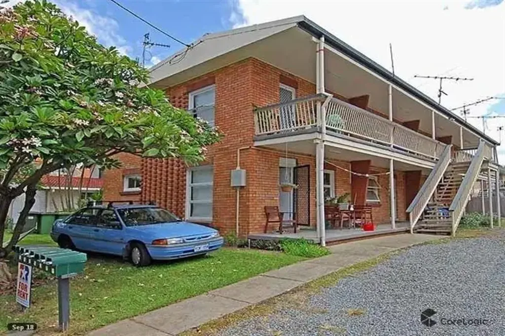 Surfers Paradise 1部屋 Surfers Paradise Ground Floor Unit Returning $500.00 pw.