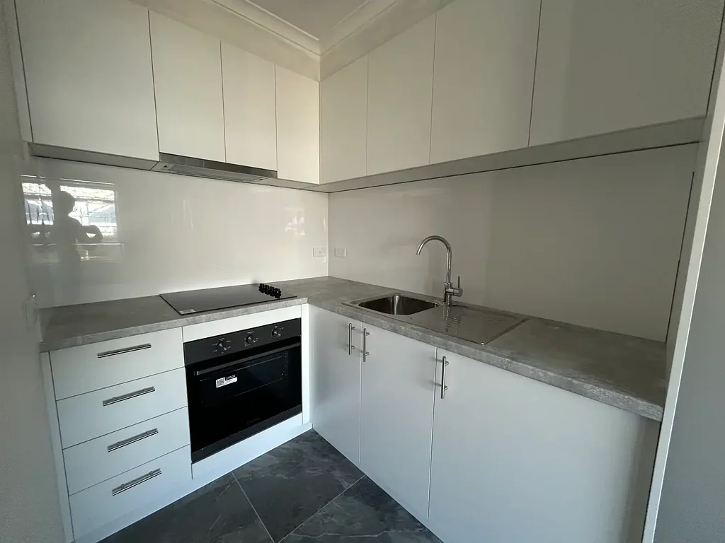 OPEN: Thursdzy 19th June 10:30am - 10:45am & Sat 21st June 9:30am - 9:45am