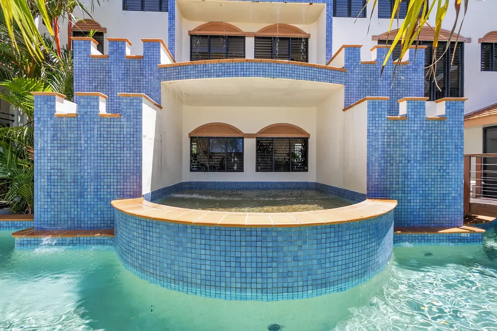 Port Douglas 1房  CENTRALLY LOCATED INVESTMENT