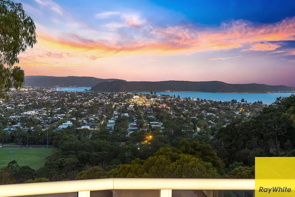 Umina Beach 4कमरा The Ultimate Cliffside Escape