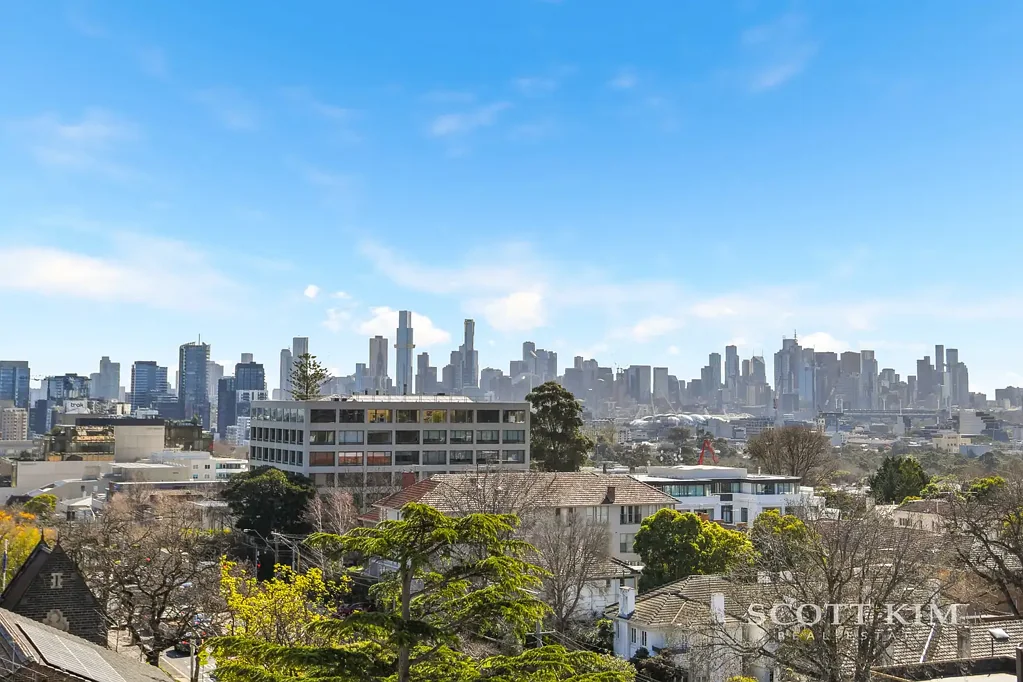 Toorak 3બેડરૂમ Prestige, Privacy & Panoramic Views in Toorak’s ‘Oakdene’