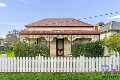 Long Gully 2房  Victoria Charm With Modern Tweaks