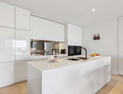 2301/2 The Lanes Boulevard, Mermaid Waters, QLD 4218, 2 Bedrooms, 2 Bathrooms, Apartment