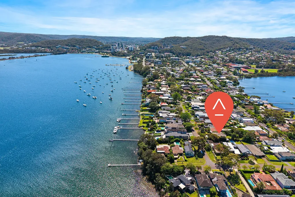 1 Eulalia Avenue, Point Frederick, NSW 2250