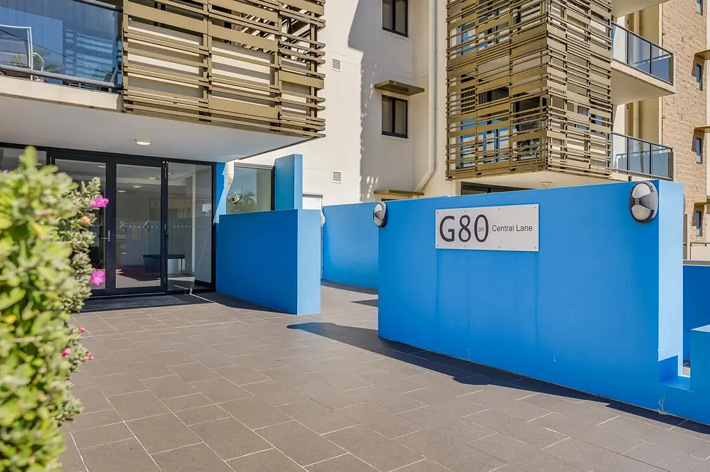 APPROVED APPLICATION :: TOP LEVEL UNIT IN CENTRAL GLADSTONE