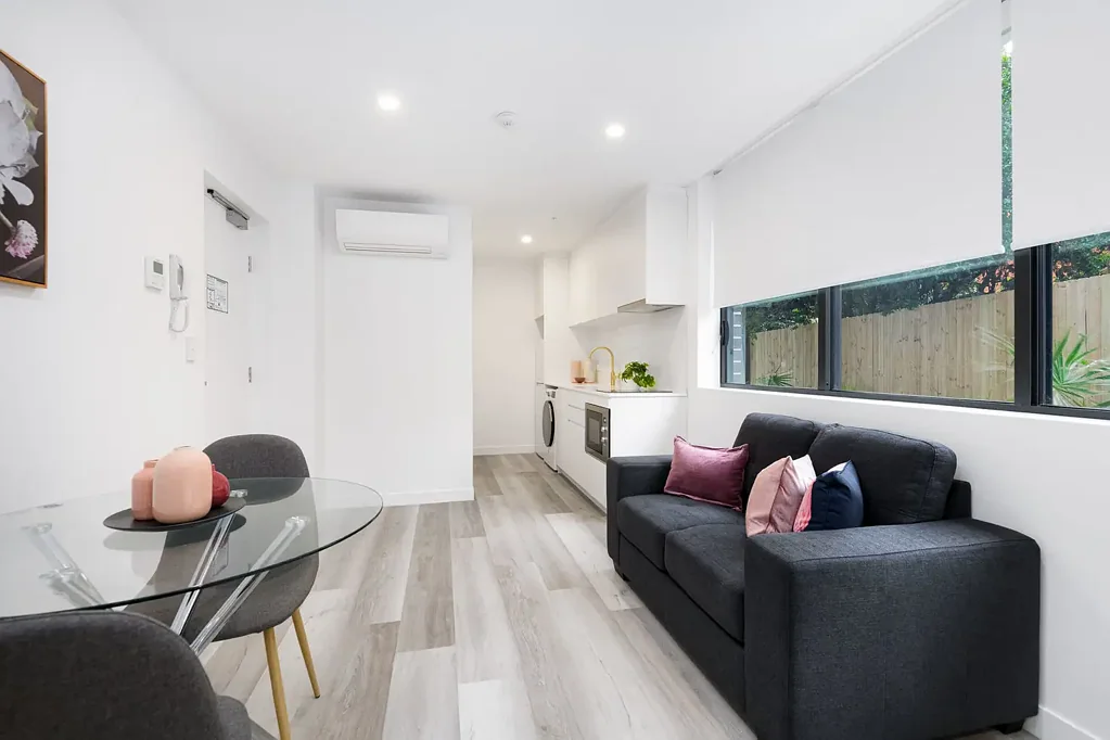 Luxury Furnished Studio Apartment!