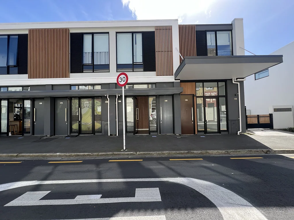 Te Aro Studio Work Space - Central Location