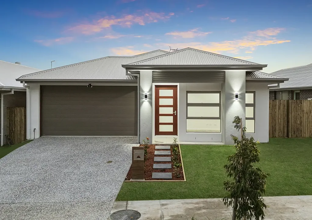 South Maclean 4ਬੈੱਡਰੂਮ Brand New Luxury Family Home, Modern Design & Premium Finishes.