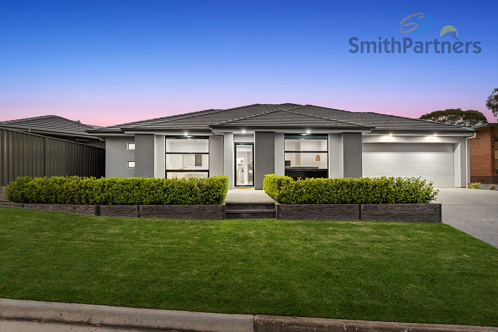 37 Minnamurra Drive, Redwood Park, SA 5097