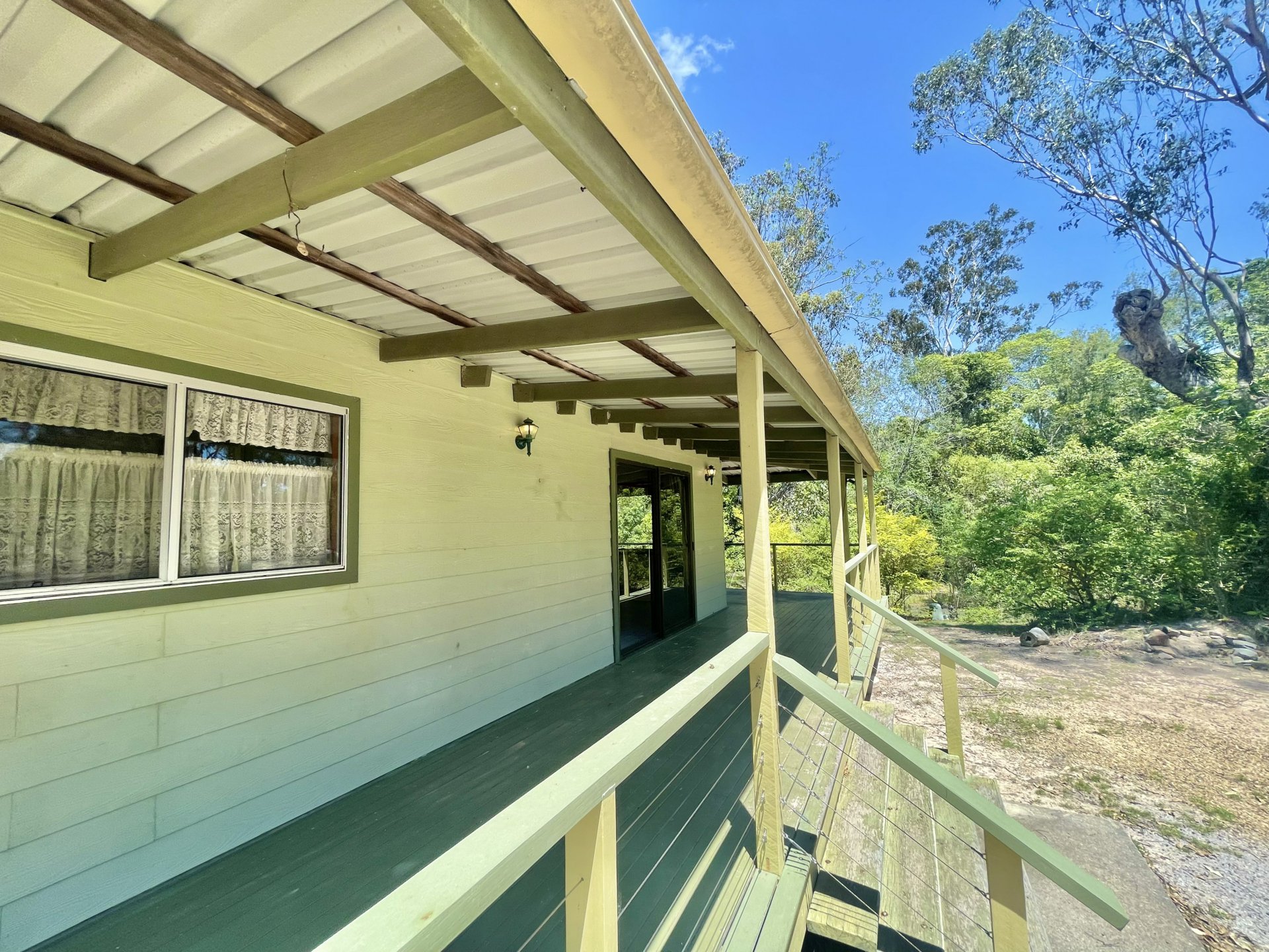 327 BELLS RD, RODDS BAY QLD 4678, 0 chambres, 0 salles de bain, House