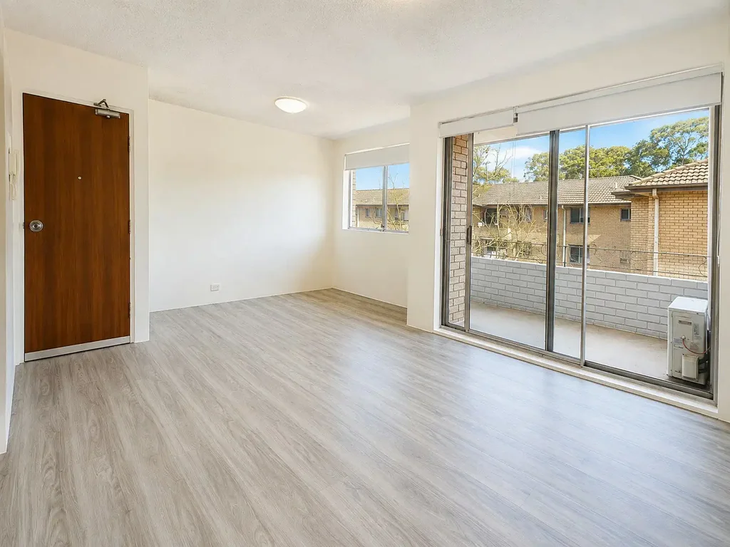 Spacious 2-Bedroom Unit in a Prime Cabramatta Location