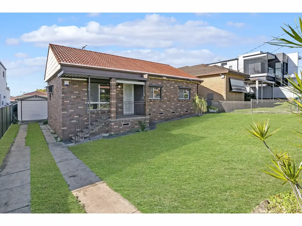 Charming Original Condition Family Home for Rent at 84 Runyon Avenue, Greystanes