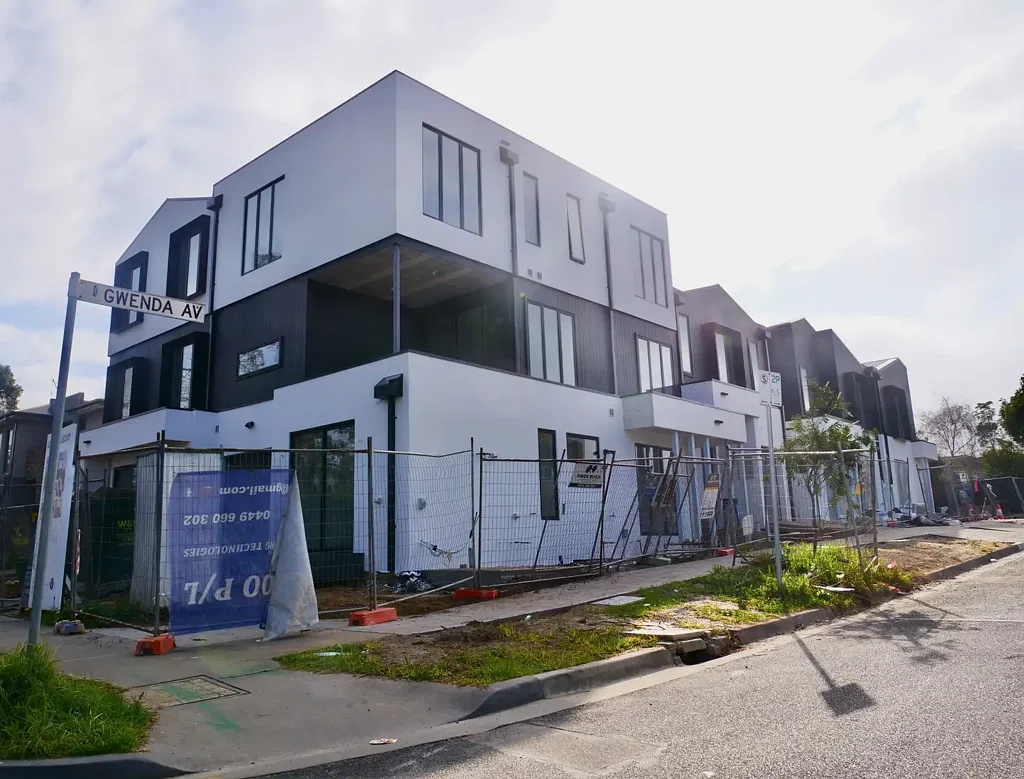 Moorabbin 3Habitaciones 'Cosmo' townhouses arriving in spring-2026 - save on stamp duty