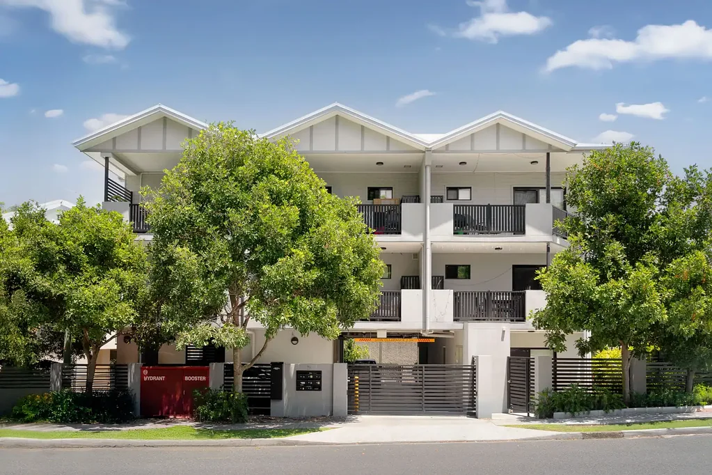 Annerley 16Kwarto High-Yield Multi-Unit Investment in a Prime Inner-South Location