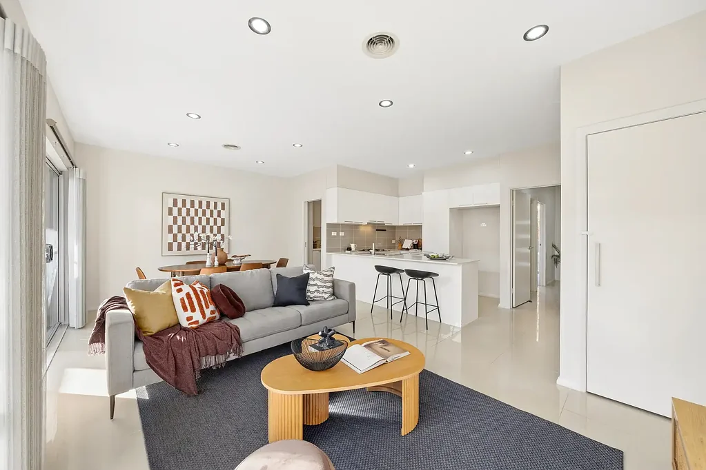 Forde 3房  Separate-Titled, Contemporary Living in a Peaceful Street