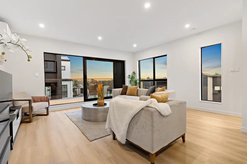 Mairangi Bay 3房  ACT NOW | HOMES PRICED TO SELL IN RANGI ZONE