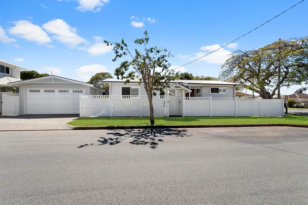 Scarborough 3 Bedroom Coastal Luxury Meets Effortless Living