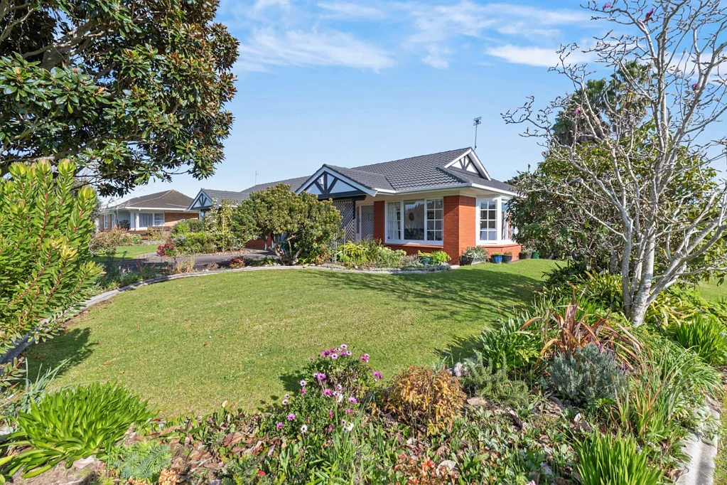 1/2 Magnolia Avenue, Papakura, Auckland
