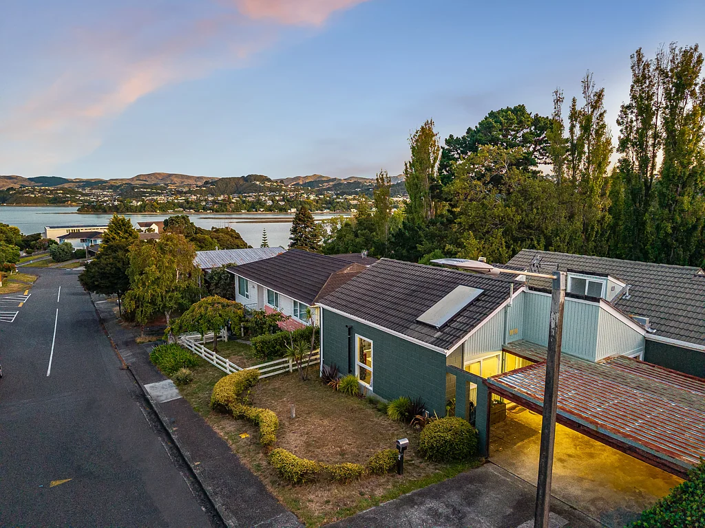 10A Penryn Drive, Camborne, Porirua, Wellington