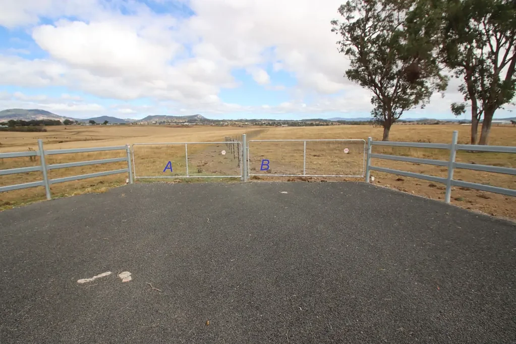 Tenterfield  Elevated Block with views